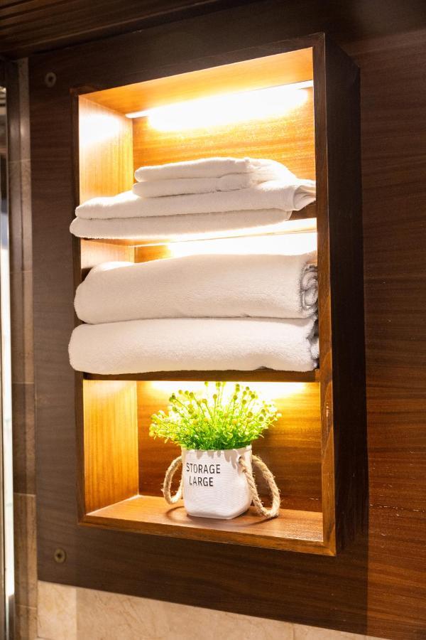 Fusion Links Apartments Hanoi Esterno foto