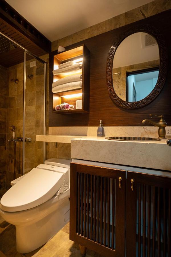 Fusion Links Apartments Hanoi Esterno foto
